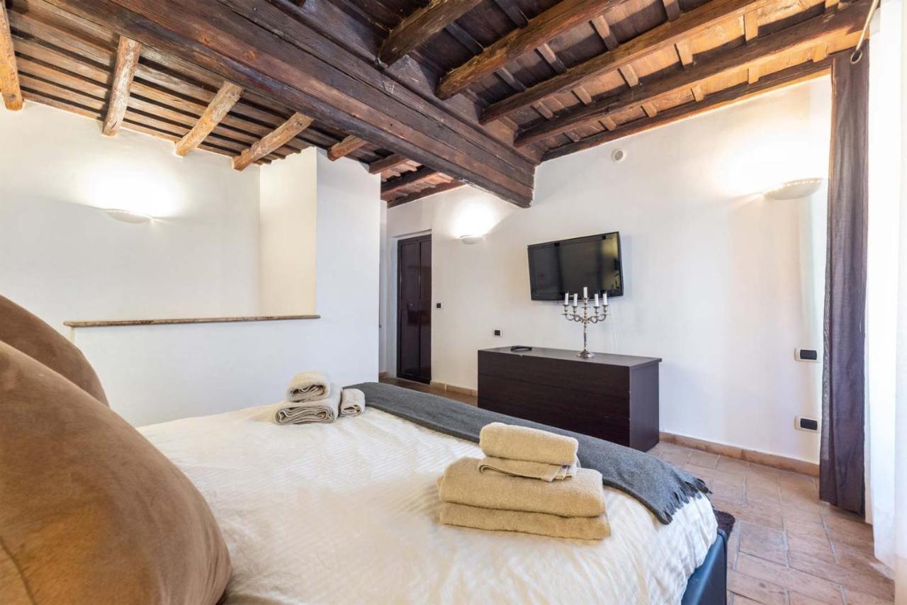 Deza Cozy Place In Monti Apartment Rome Bagian luar foto