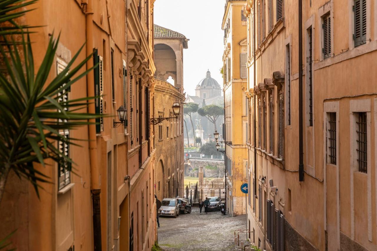 Deza Cozy Place In Monti Apartment Rome Bagian luar foto