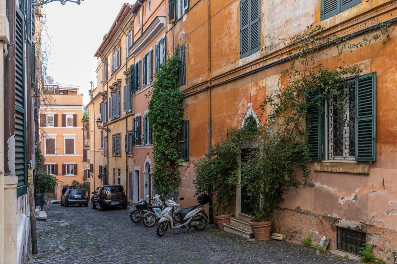 Deza Cozy Place In Monti Apartment Rome Bagian luar foto