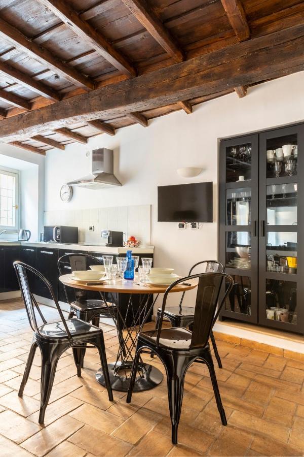 Deza Cozy Place In Monti Apartment Rome Bagian luar foto